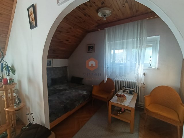 Eladó családi ház, Pécsett, Bálicsi úton 94.9 M Ft, 3+3 szobás