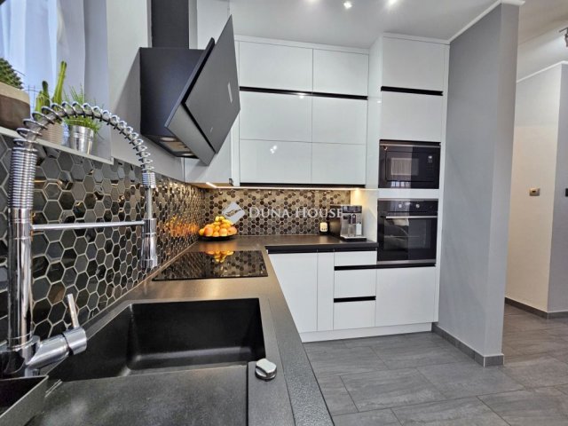 Eladó családi ház, Üllőn 129.899 M Ft, 4 szobás