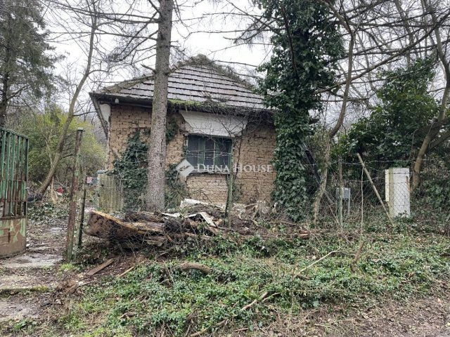 Eladó telek, Kerepesen, Gyár utcában 22 M Ft