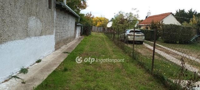 Eladó telek, Martonvásáron 45 M Ft / költözzbe.hu