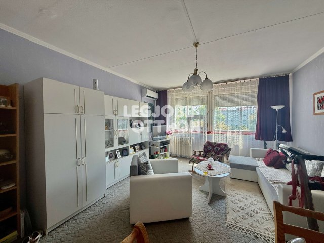 Kiadó panellakás, albérlet, Cegléden 150 E Ft / hó, 2 szobás