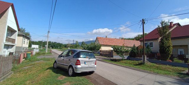 Eladó családi ház, Apcon 26.9 M Ft, 4 szobás