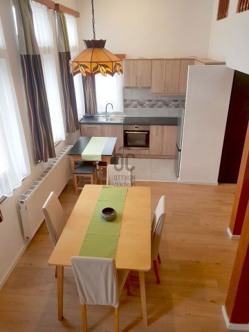 Kiadó téglalakás, albérlet, Budapesten, XV. kerületben