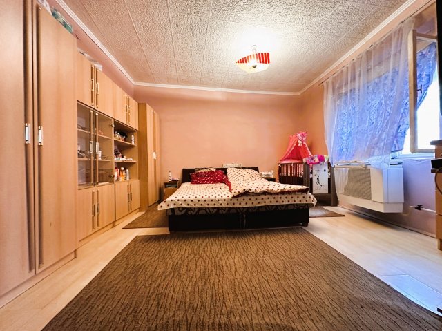 Eladó családi ház, Sarkadon 12.5 M Ft, 3 szobás