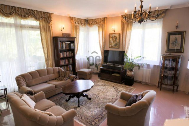 Eladó családi ház, Zalaegerszegen 129.9 M Ft, 7 szobás