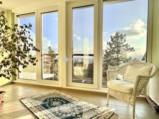 Eladó családi ház, Szentendrén 169 M Ft, 5+1 szobás