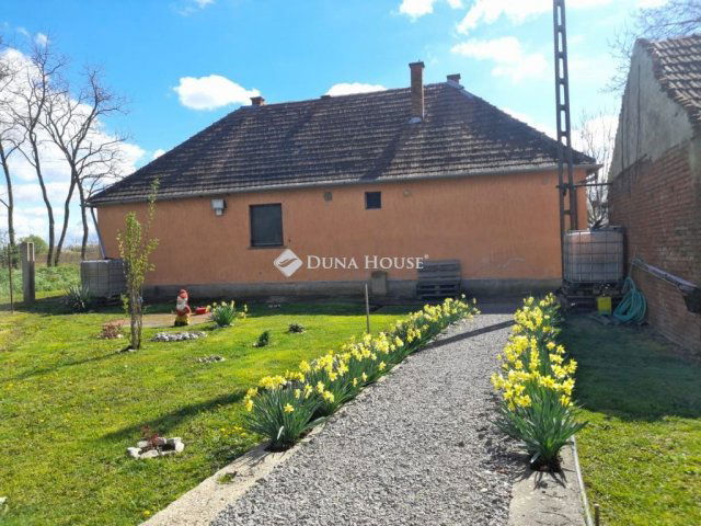 Eladó mezogazdasagi ingatlan, Szigetváron 65 M Ft, 4 szobás