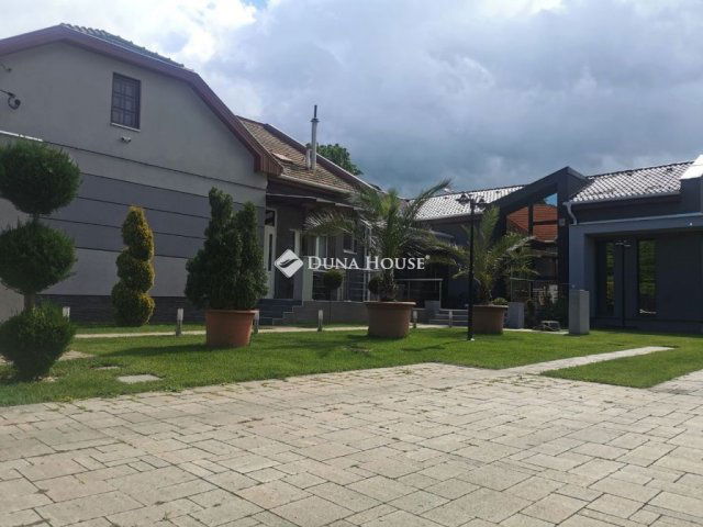 Eladó családi ház, Miskolcon 112 M Ft, 5 szobás