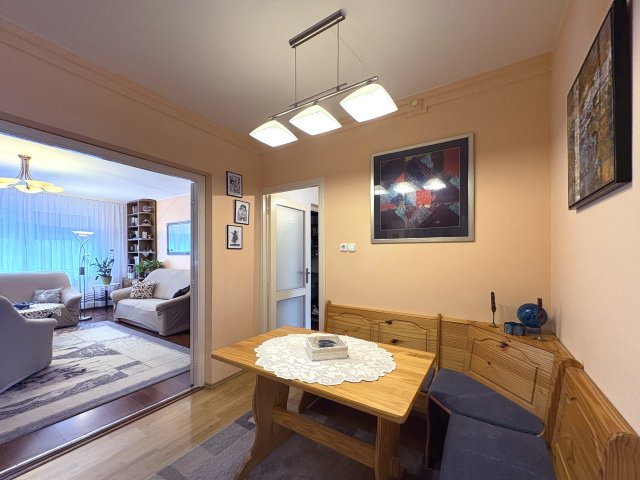 Eladó panellakás, Szegeden, Rókusi körúton 64.99 M Ft, 3 szobás