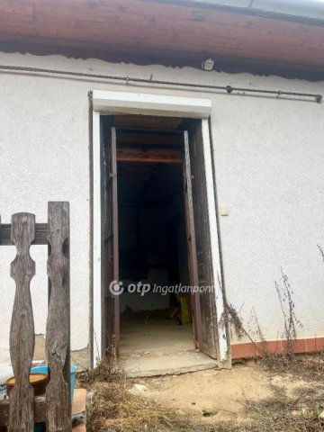Eladó családi ház, Szederkényen 13 M Ft, 2 szobás