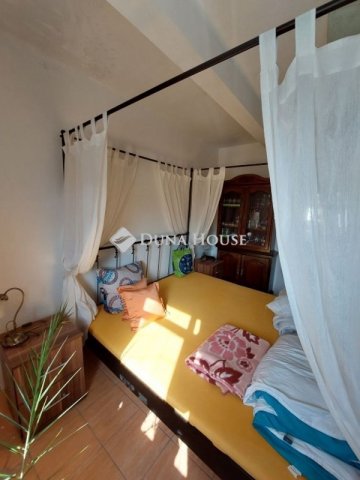 Eladó ipari ingatlan, Baján 399 M Ft / költözzbe.hu