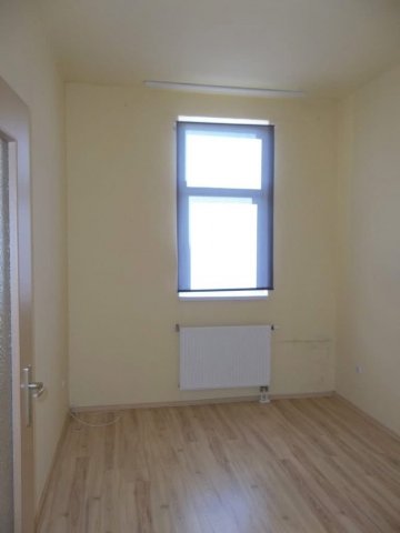 Eladó téglalakás, Nyíregyházán 39.99 M Ft, 2 szobás