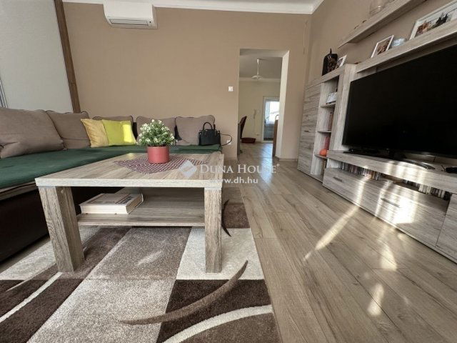 Eladó családi ház, Budapesten, XXI. kerületben 214.9 M Ft