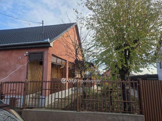 Eladó családi ház, Zagyvarékason 34.99 M Ft, 3 szobás