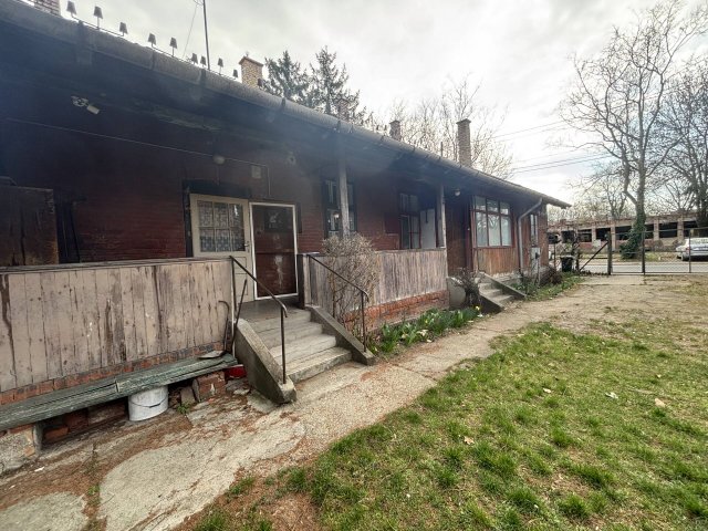 Eladó családi ház, Miskolcon 49.9 M Ft, 4 szobás