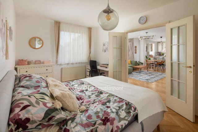 Eladó téglalakás, Budapesten, I. kerületben 199 M Ft, 3 szobás