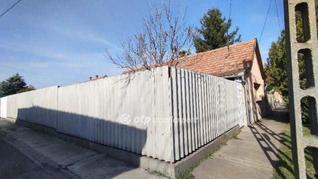 Eladó családi ház, Jászberényben 18.3 M Ft, 2+1 szobás