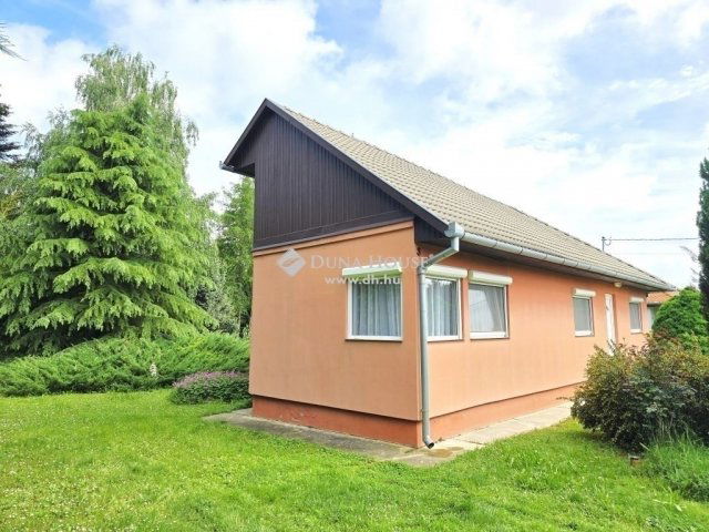 Eladó családi ház, Kistótfalun 44.9 M Ft, 3 szobás