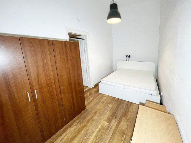 Eladó téglalakás, Budapesten, VI. kerületben 57 M Ft, 2 szobás