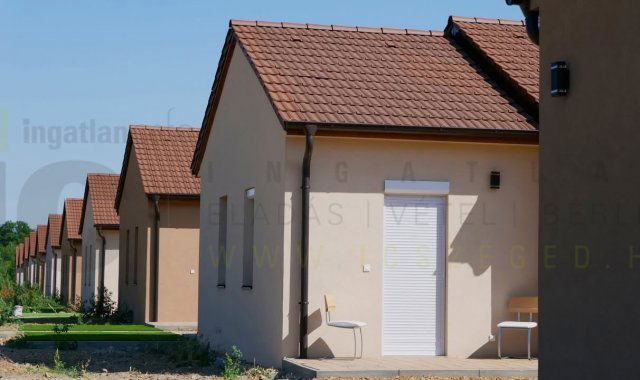 Eladó téglalakás, Tiszaszigeten 37.5 M Ft, 2 szobás