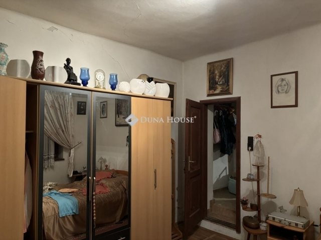 Eladó családi ház, Dunaharasztin 61.524 M Ft, 2 szobás