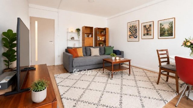 Eladó panellakás, Budapesten, XXI. kerületben 73.2 M Ft