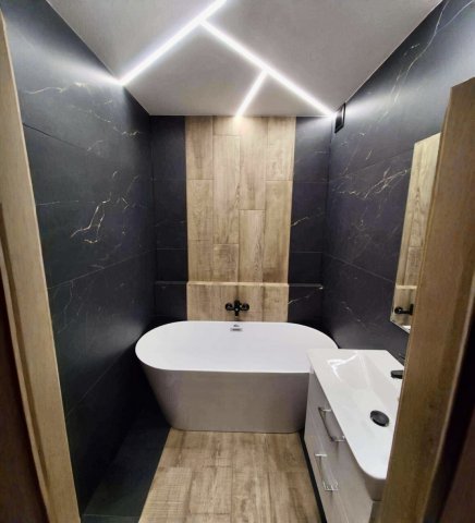 Eladó téglalakás, Szegeden 94.9 M Ft, 4 szobás