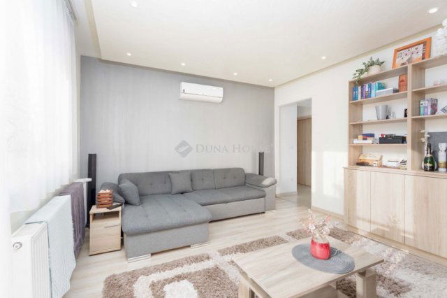 Eladó téglalakás, Mosonmagyaróváron 57.99 M Ft, 3 szobás