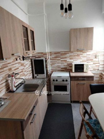 Eladó téglalakás, Nyíregyházán 39.5 M Ft, 2 szobás