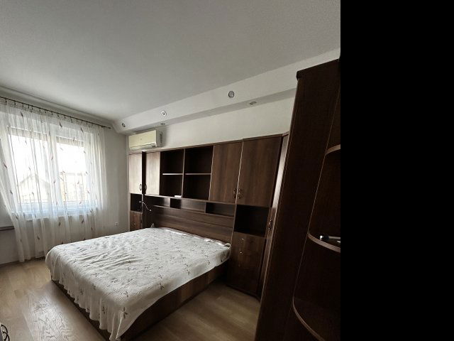 Eladó téglalakás, Szegeden 85 M Ft, 2+1 szobás