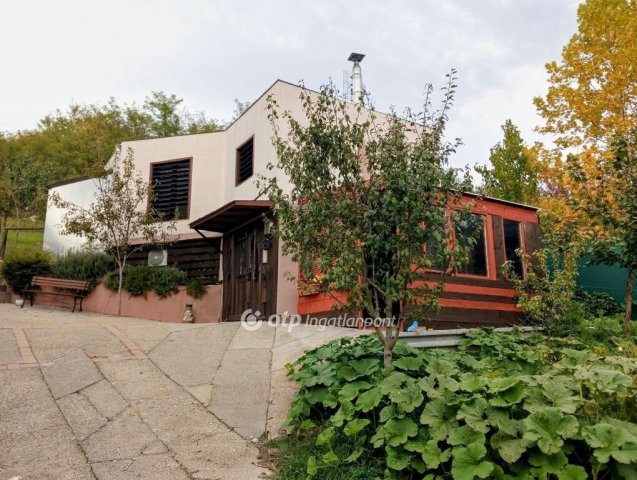 Eladó nyaraló, Egerben 42.9 M Ft, 2+1 szobás