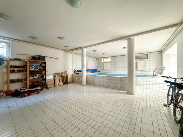 Eladó családi ház, Budapesten, II. kerületben 215 M Ft, 8 szobás