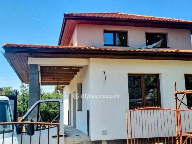 Eladó családi ház, Ráckevén 99.5 M Ft, 4 szobás