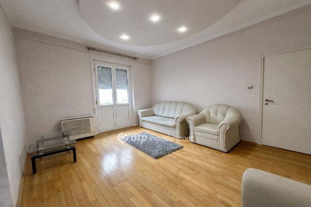 Eladó téglalakás, Debrecenben 54.9 M Ft, 2 szobás