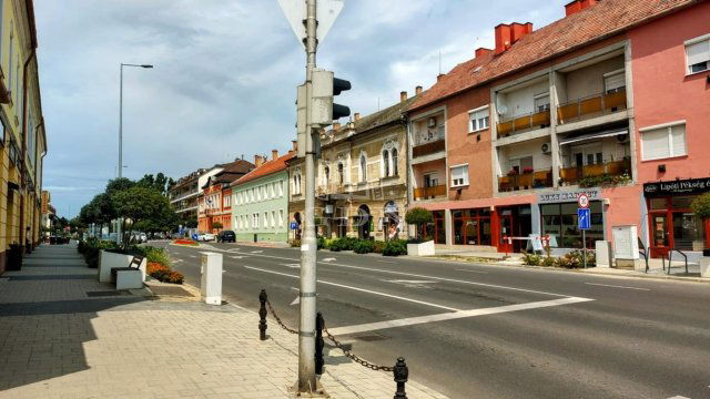 Eladó üzlethelyiség, Marcaliban 98 M Ft / költözzbe.hu