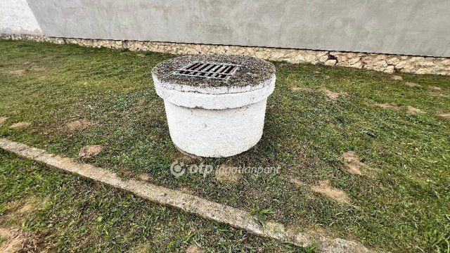 Eladó családi ház, Csóton 12.9 M Ft, 3 szobás