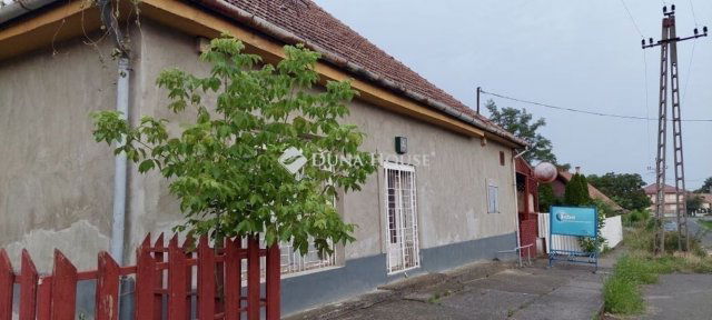 Eladó családi ház, Tóalmáson 52 M Ft, 3 szobás