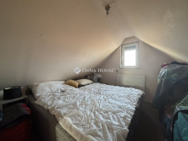 Eladó családi ház, Kókán 41.9 M Ft, 2 szobás