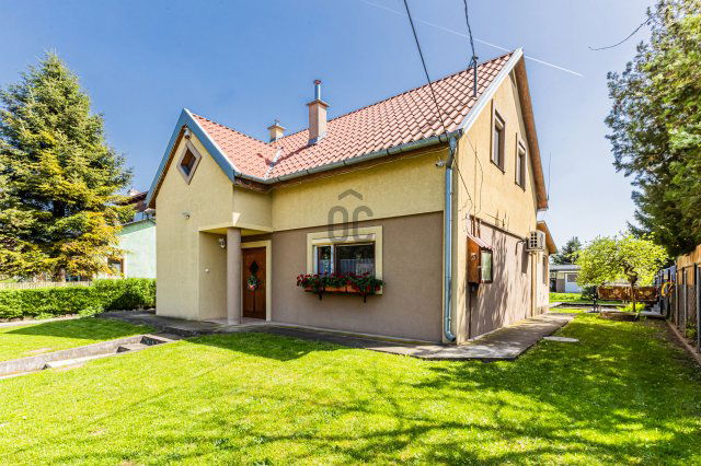 Eladó családi ház, Gödön 139 M Ft, 4 szobás