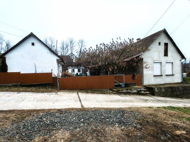 Eladó családi ház, Cikón 21 M Ft, 3 szobás