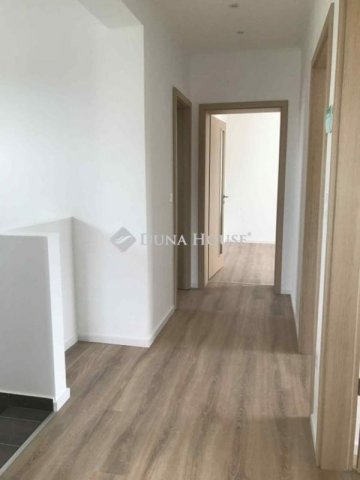 Eladó ikerház, Herceghalomon 99 M Ft, 4 szobás