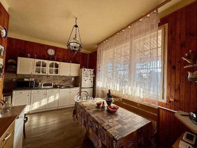 Eladó családi ház, Balkányban 38 M Ft, 3 szobás