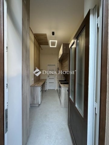 Eladó téglalakás, Budapesten, IX. kerületben 83.49 M Ft