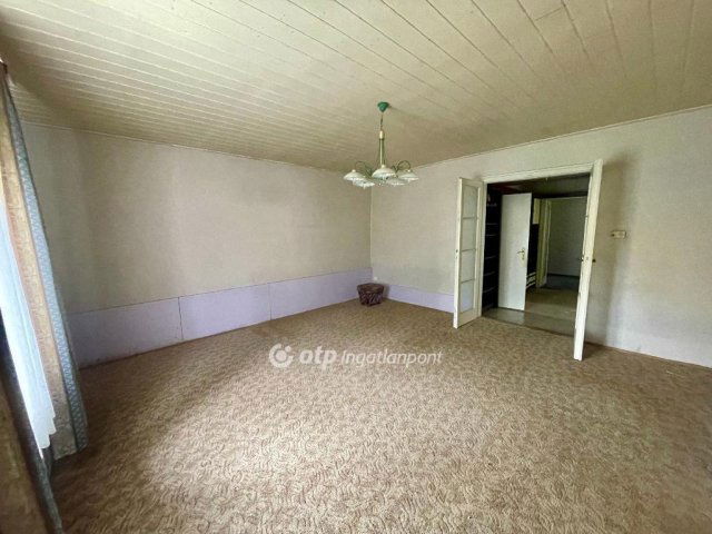Eladó családi ház, Szigetújfalun 36 M Ft, 1+2 szobás
