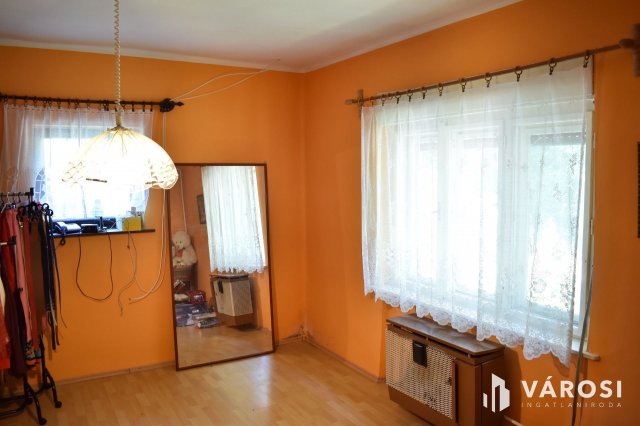 Eladó családi ház, Gyulán 49.99 M Ft, 3 szobás