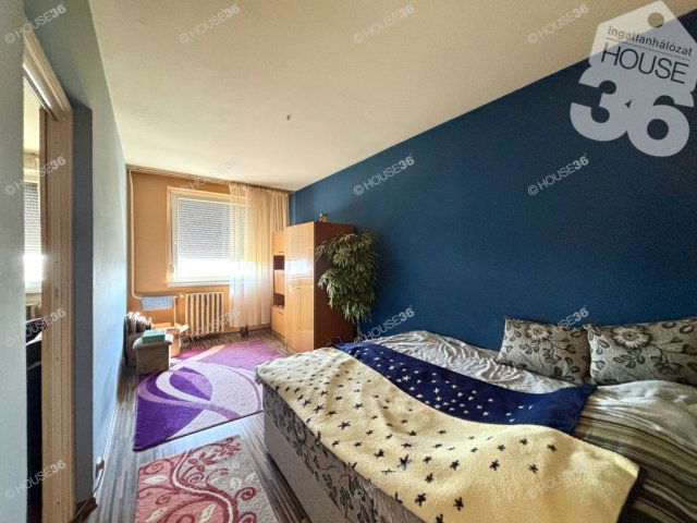 Eladó panellakás, Kiskunfélegyházán 29.9 M Ft, 2 szobás