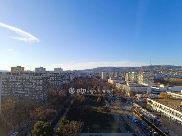 Eladó panellakás, Budapesten, XI. kerületben 76.5 M Ft