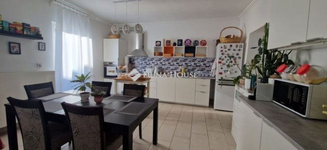 Eladó téglalakás, Budapesten, III. kerületben 113 M Ft, 3 szobás