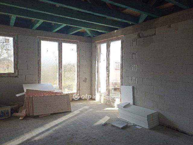 Eladó ikerház, Fóton 115 M Ft, 4 szobás / költözzbe.hu