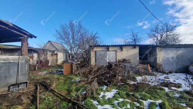 Eladó családi ház, Szákszenden 38.5 M Ft, 3 szobás